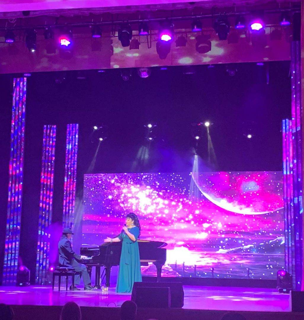 В Башгосфилармонии состоялся концерт группы «Легенды эстрады» под руководством Назифы Кадыровой